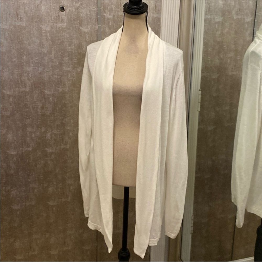100% Capri Chic White Women's  linen open front Cardigan, L